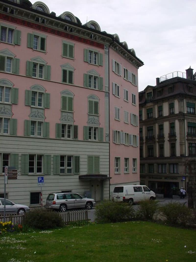 Zentrale 2-Zimmer-Wohnung am Klosterplatz zu vermieten (2)