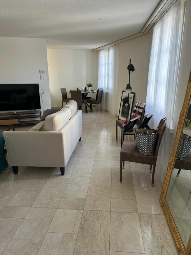 Zentrale 2-Zimmer-Wohnung am Klosterplatz zu vermieten (5)