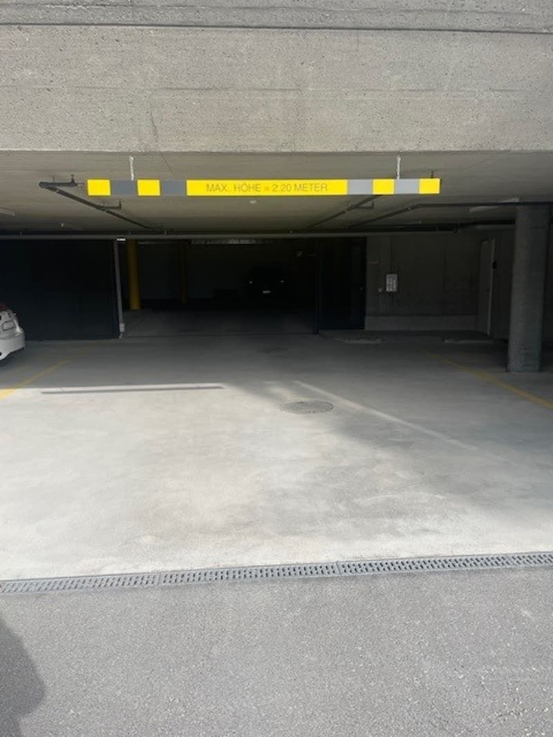 Töffparkplatz (1)