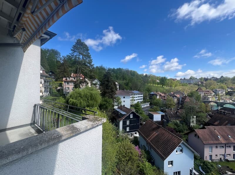 Traumhafter Blick auf die Berner Altstadt und die Aare (10)