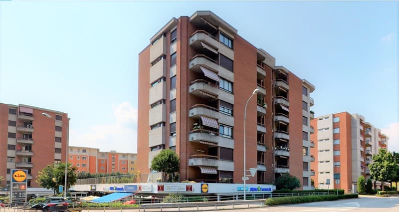 Affittasi parcheggi in autorimessa a Viganello (1)