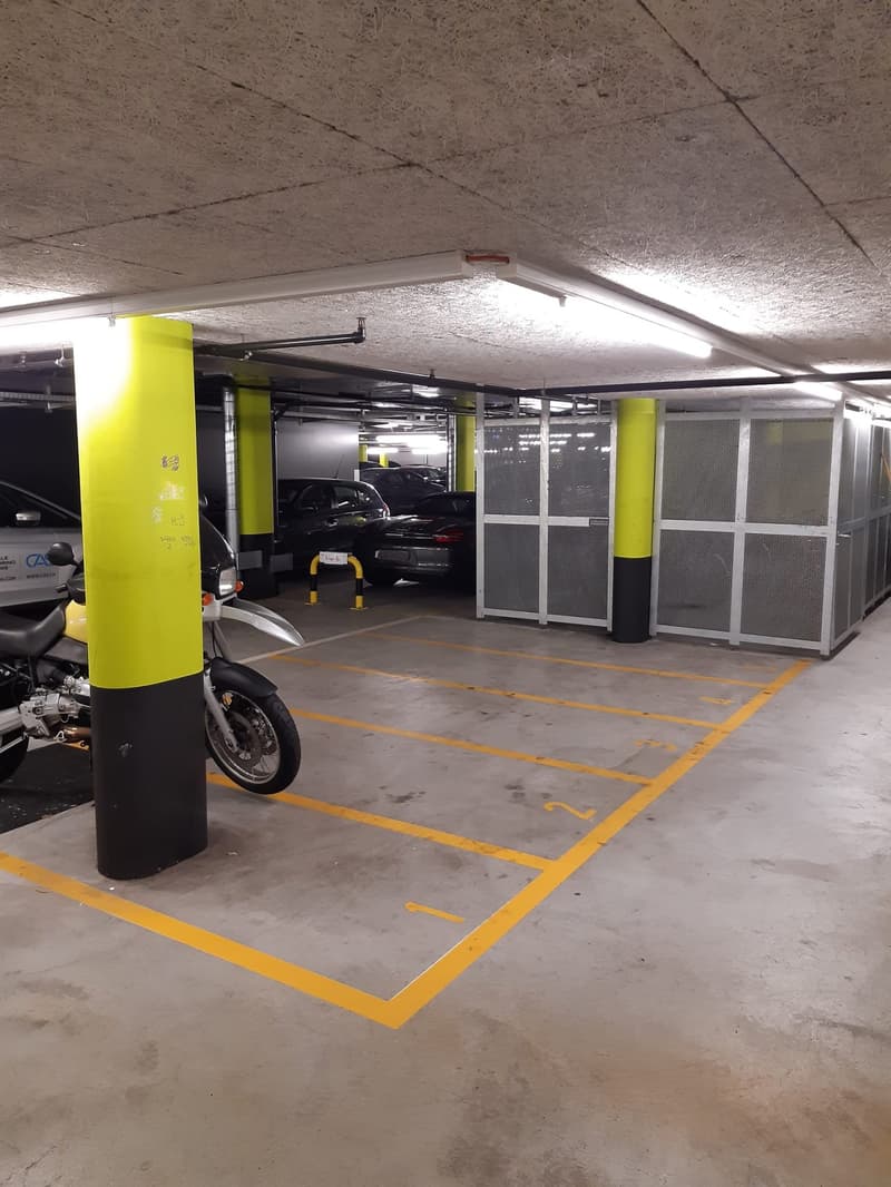 Posto auto per motocicli nel Greenpark (6)