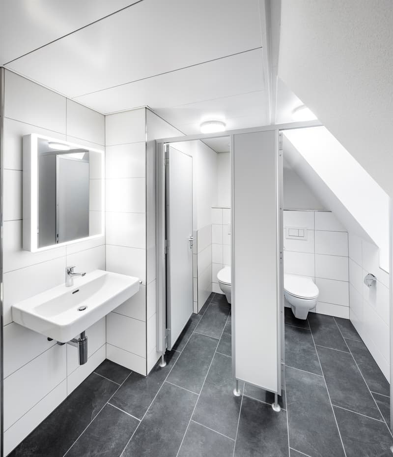 Zentrale Räumlichkeiten in charaktervoller Liegenschaft (6)