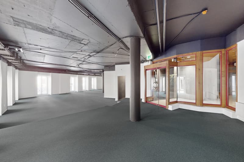 Surface bureau entièrement rénovée au coeur de Neuchâtel (4)