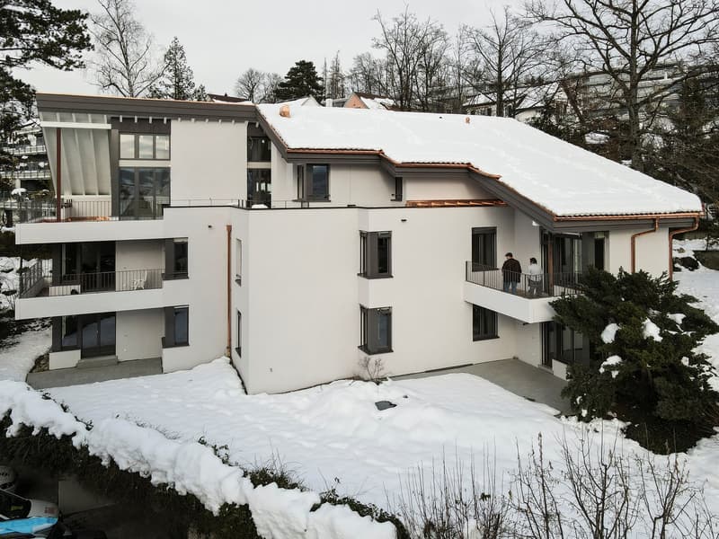 Aussenparkplatz zu vermieten (1)