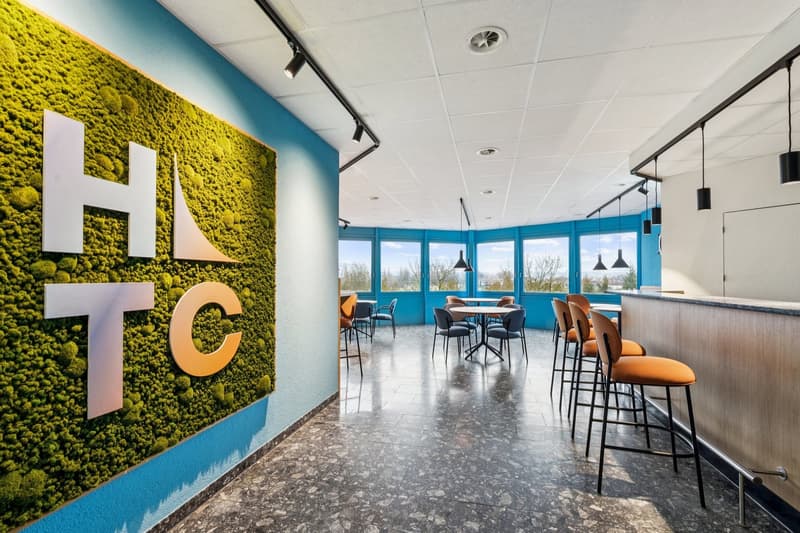 Helle Büro-/Praxisräumlichkeiten (9)