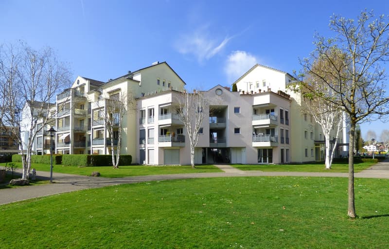 Place de stationnement à louer (2)