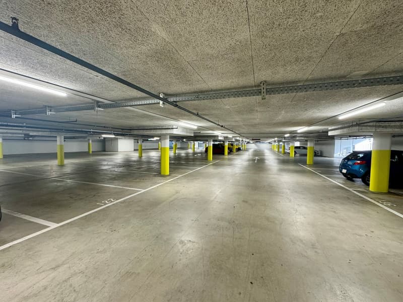 Einstellhallenplätze im Retailpark, Oftringen (3)