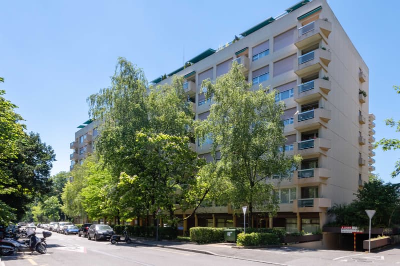 Quartier de Malagnou - Place de parc extérieure (1)