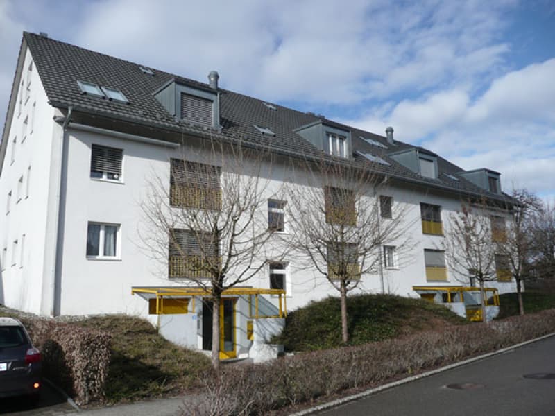 Einstellplatz zu vermieten (2)