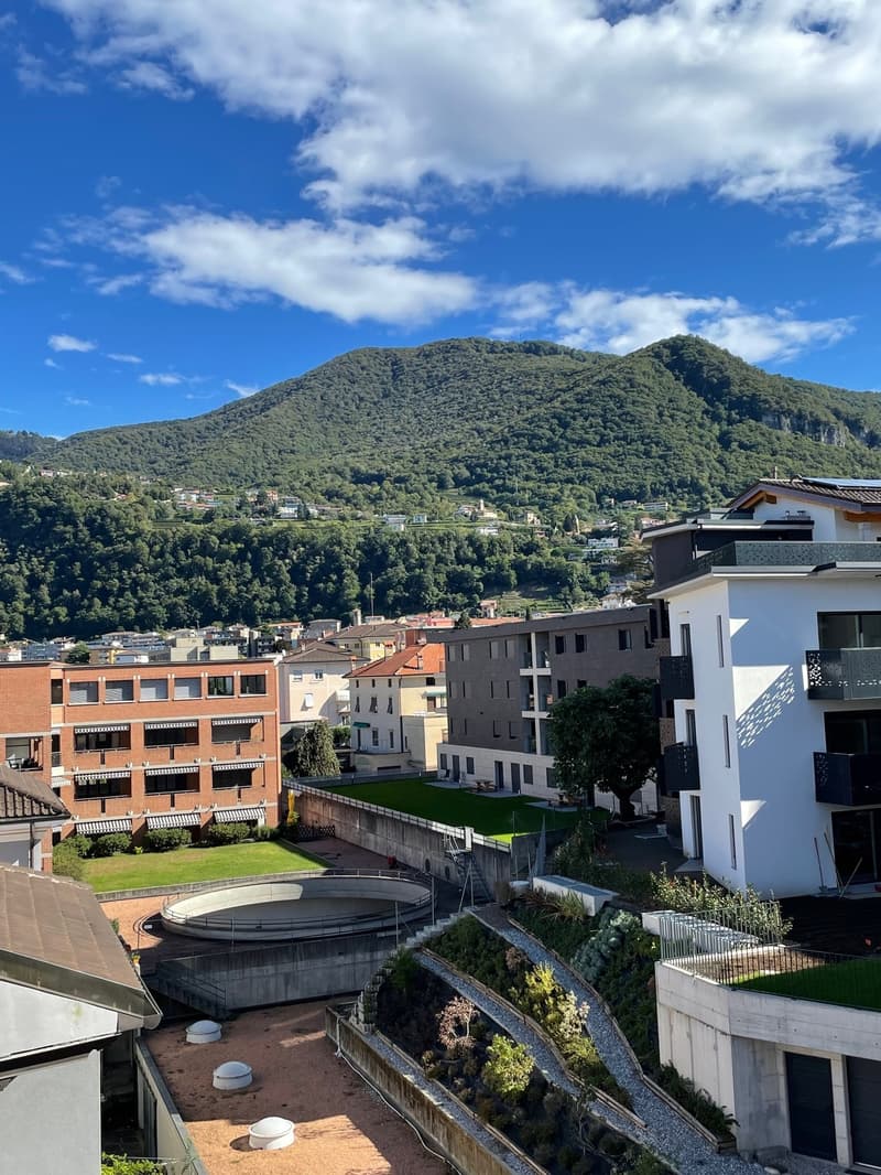 COMODI UFFICI IDEALI PER IL TUO BUSINESS (2)