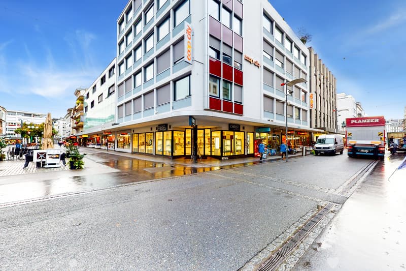 Moderne Büroräumlichkeiten im Herzen von Biel! (1)