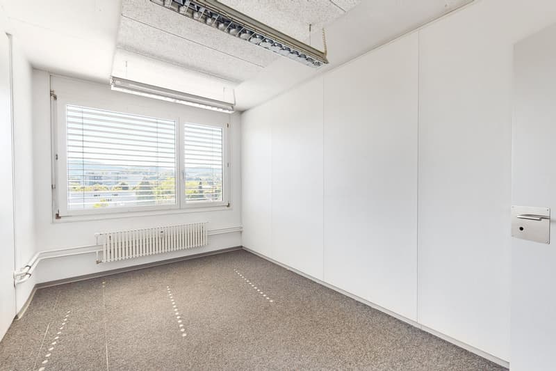 Votre nouveau siège d'entreprise directement à la gare de Gümligen (3)