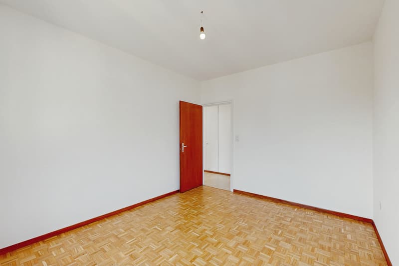 Spazioso con balcone e splendida vista sui castelli (8)