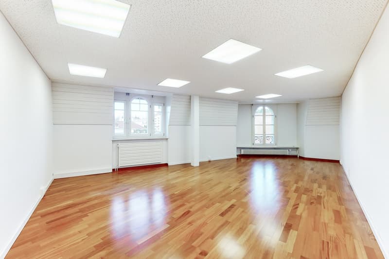 Positionnez votre succès en centre ville de Fribourg (9)