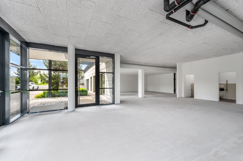 Büro- oder Ladenteilfläche in der modernen Überbauung Sennenwies (2)