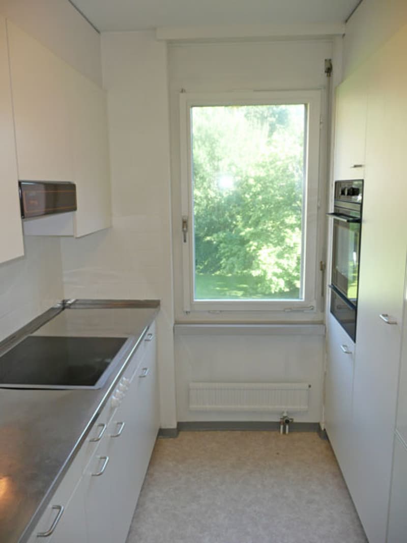 Wohnung in ruhig gelegenem Wohnquartier - befristet bis 31.08.2026 (4)