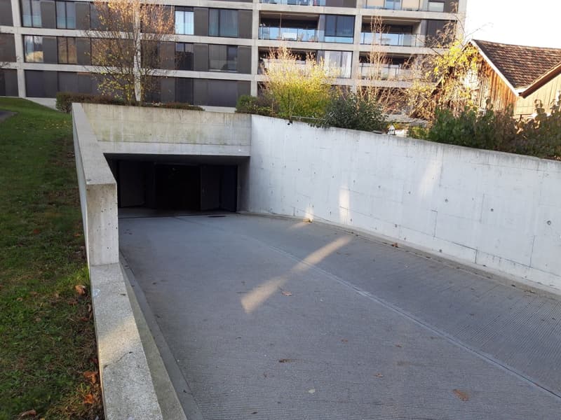 Motorcycle parking in Zurich Seebach (2)