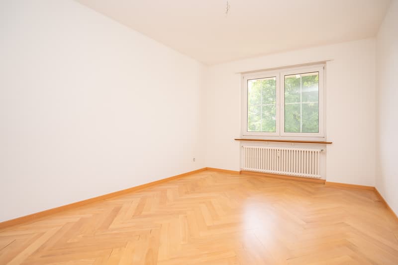 Attention ! Votre nouvelle maison à Biel (4)