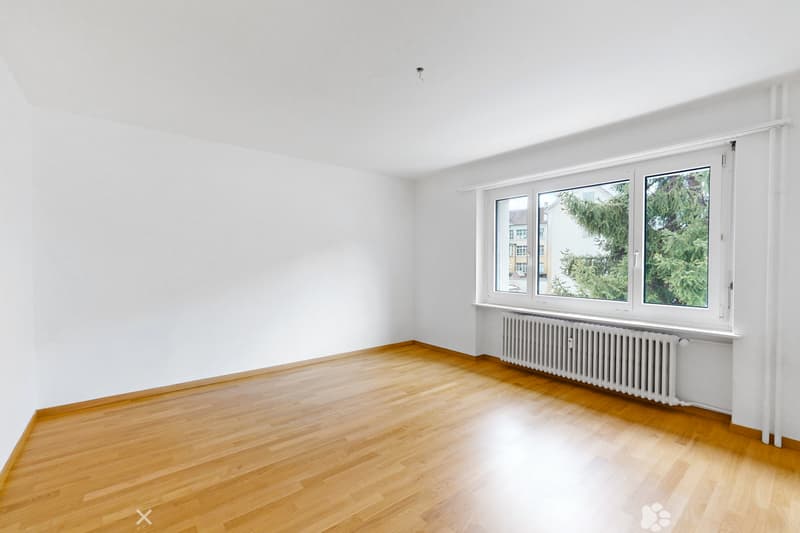 Helle Wohnung an zentraler und doch ruhiger Lage (2)