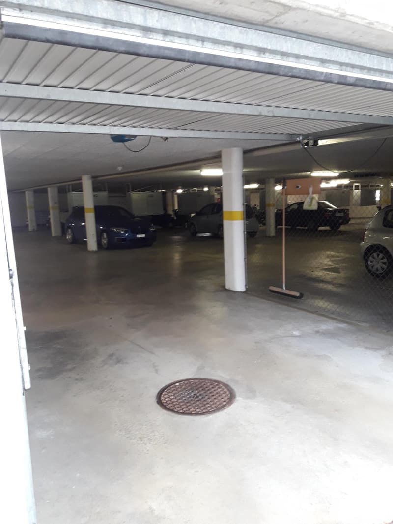 Posto auto per motocicletta (1)