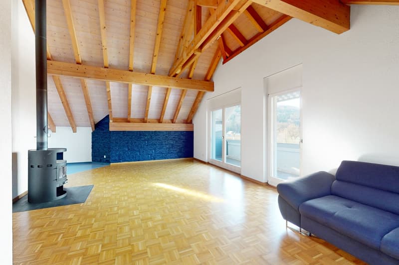 Dachwohnung mit Wohlfühlfaktor und eigenem Cheminéeofen! (5)