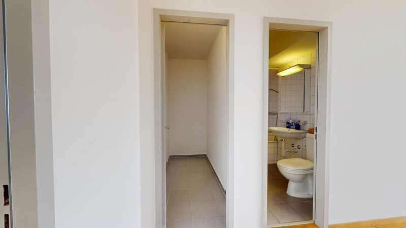 Vierzig Schritte vom Westbahnhof Solothurn entfernt! (8)