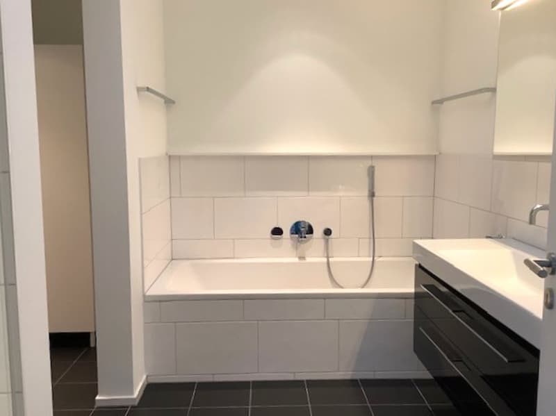 Einzigartige Maisonettewohnung - Mitten im Geschehen! (8)