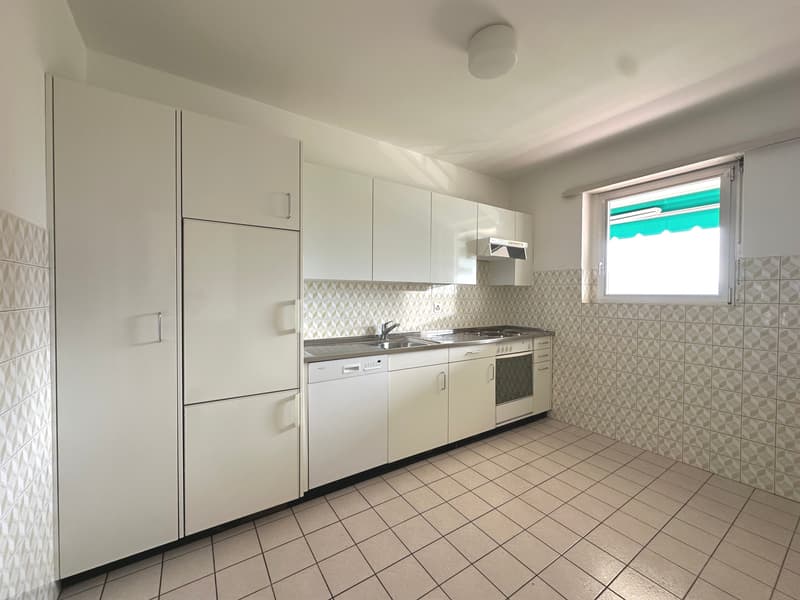 Comfort e arredo completo in una posizione davvero strategica (3)
