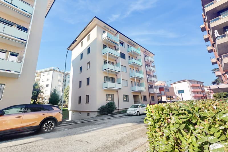 Soluzione moderna e ben collegata nel cuore di Massagno (1)