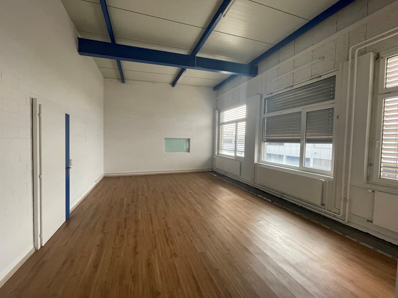 Modulares Büro im 1. OG mit separatem Zugang flexibel, ruhig gelegen (3)