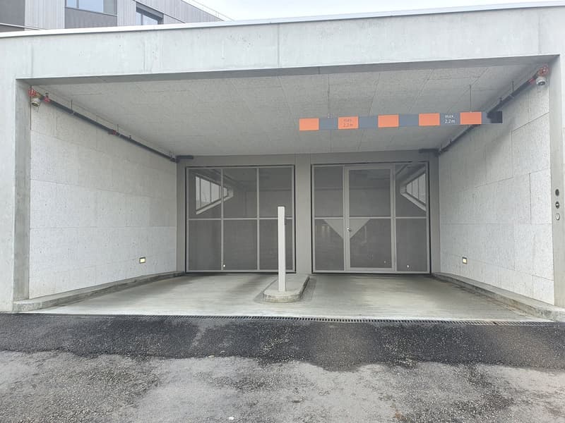 Suchen Sie einen Einstellhallenplatz für Ihr Elektroauto? (4)