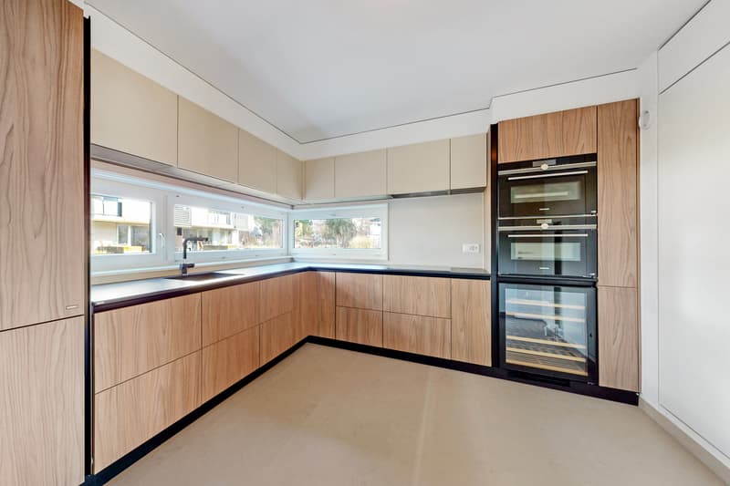 Appartement moderne, spacieux et bien situé (8)