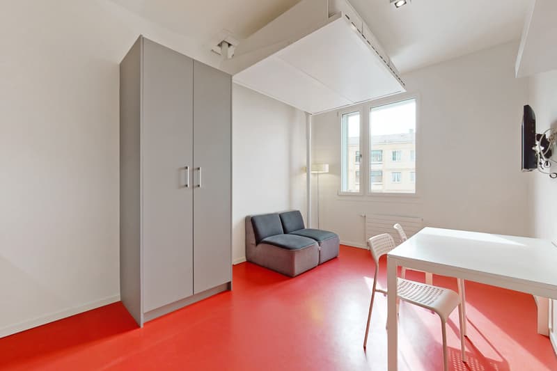 Un studio meublé - Bon TL CHF 300.00 offert ! (2)
