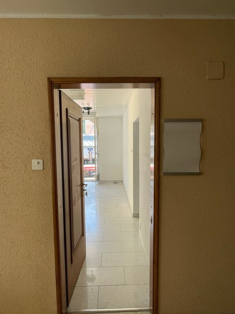 IL TUO LOCALE COMMERCIALE IN PIENO CENTRO A BELLINZONA (4)