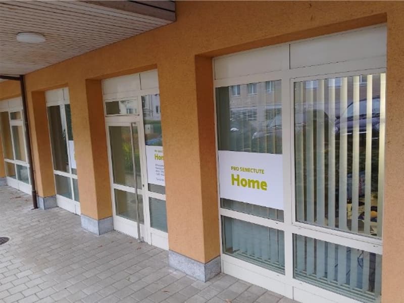 Repräsentativer Gewerberaum in der Nähe des Bahnhofes und der Fähre Horgen (4)