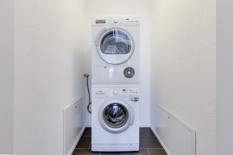 Grosszügige, helle Wohnung mit Sitzplatz! (8)