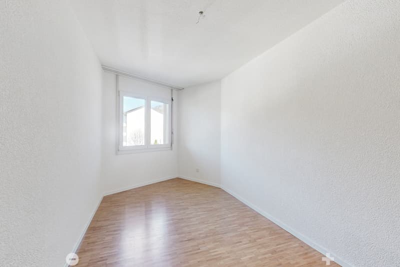 4.5-Zimmerwohnung in wunderschöner Umgebung! Erster Miezins geschenkt! (5)