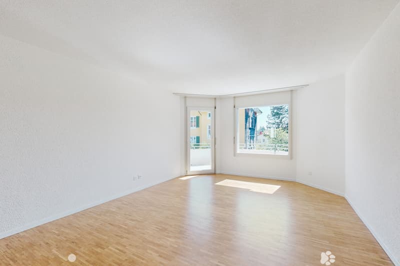 4.5-Zimmerwohnung in wunderschöner Umgebung! Erster Miezins geschenkt! (3)
