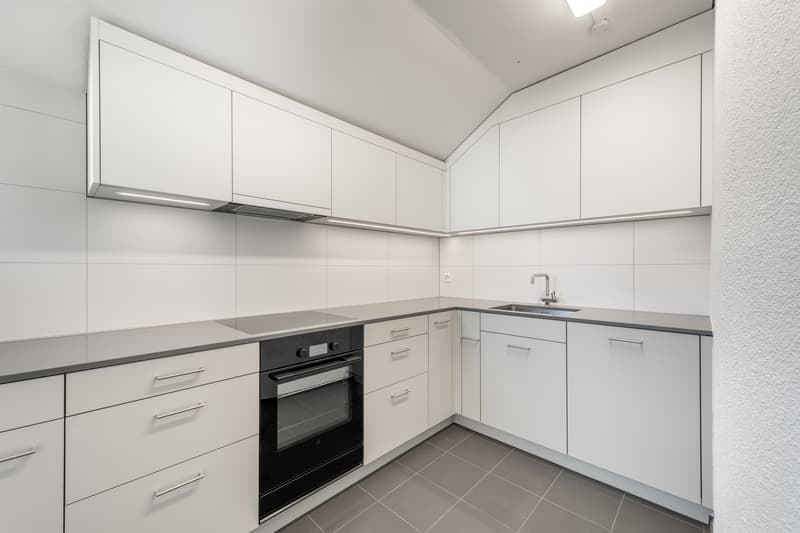 Platz für die ganze Familie frisch sanierte 5.5 Zimmer-Dachwohnung (5)
