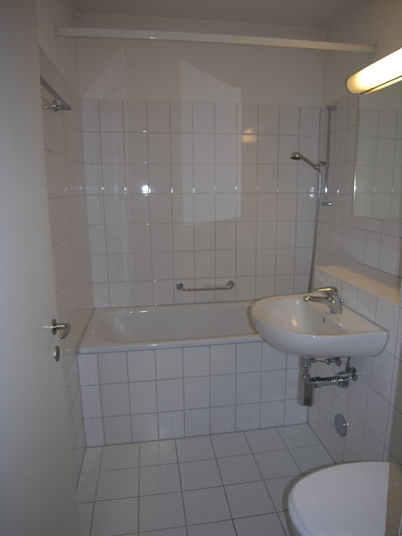 Grosszügige Wohnung in ruhiger Liegenschaft befristet bis 31.03.2028 (5)