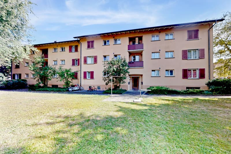 Sonnige 4-Zimmer-Wohnung in ruhiger Lage (1)