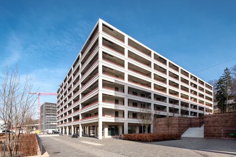 Moderne Neubauwohnung mit Loggia im Greencity (2)