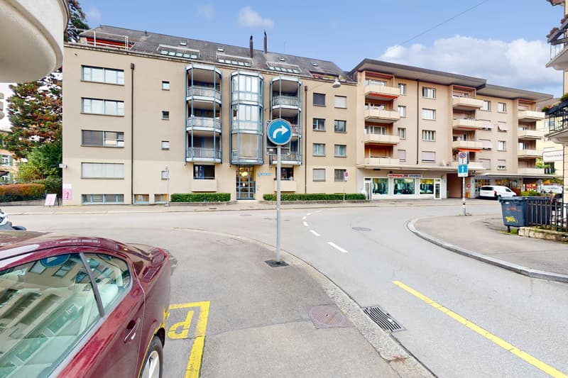 Einstellplatz Nähe Bahnhof Zürich-Altstetten zu vermieten (1)