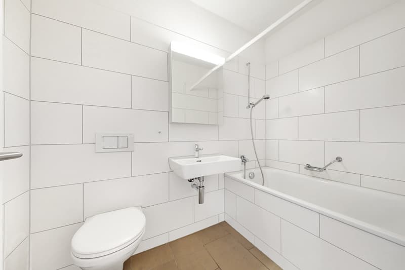 Modern wohnen mit Loggia an attraktiver Lage in Emmen (7)