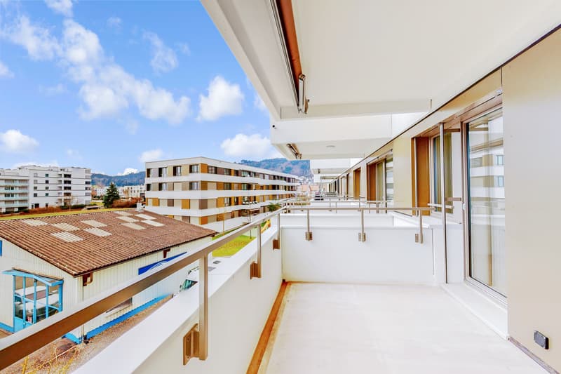 Top moderne Wohnung mit "Inhouse" Kino! (11)