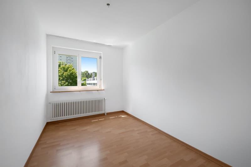 Attikawohnung mit grosser Terrasse - befristet bis 30.09.2027! (4)