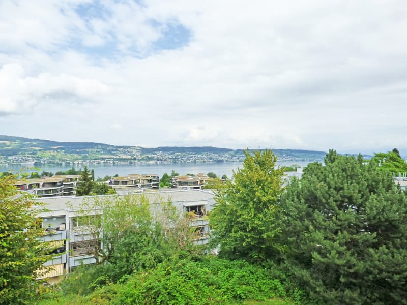 Wohlfühloase an optimaler Wohnlage mit Sitzplatz! (1)