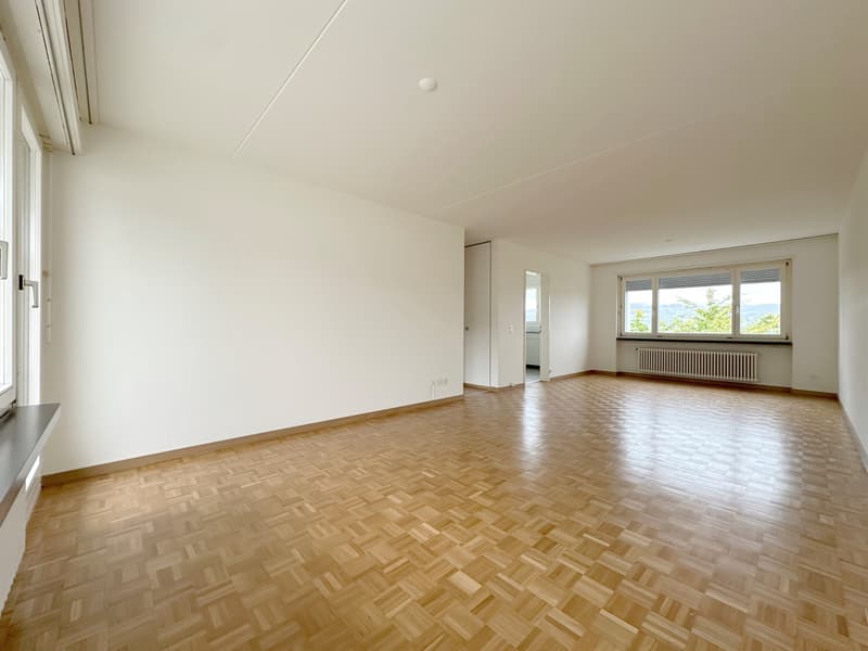 Wohlfühloase an optimaler Wohnlage mit Sitzplatz! (4)