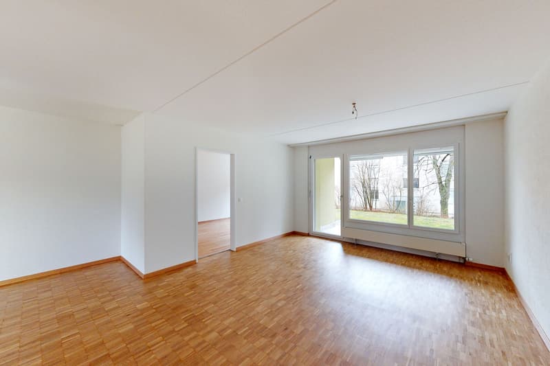 Sonnige Wohnung an ruhiger Lage (2)
